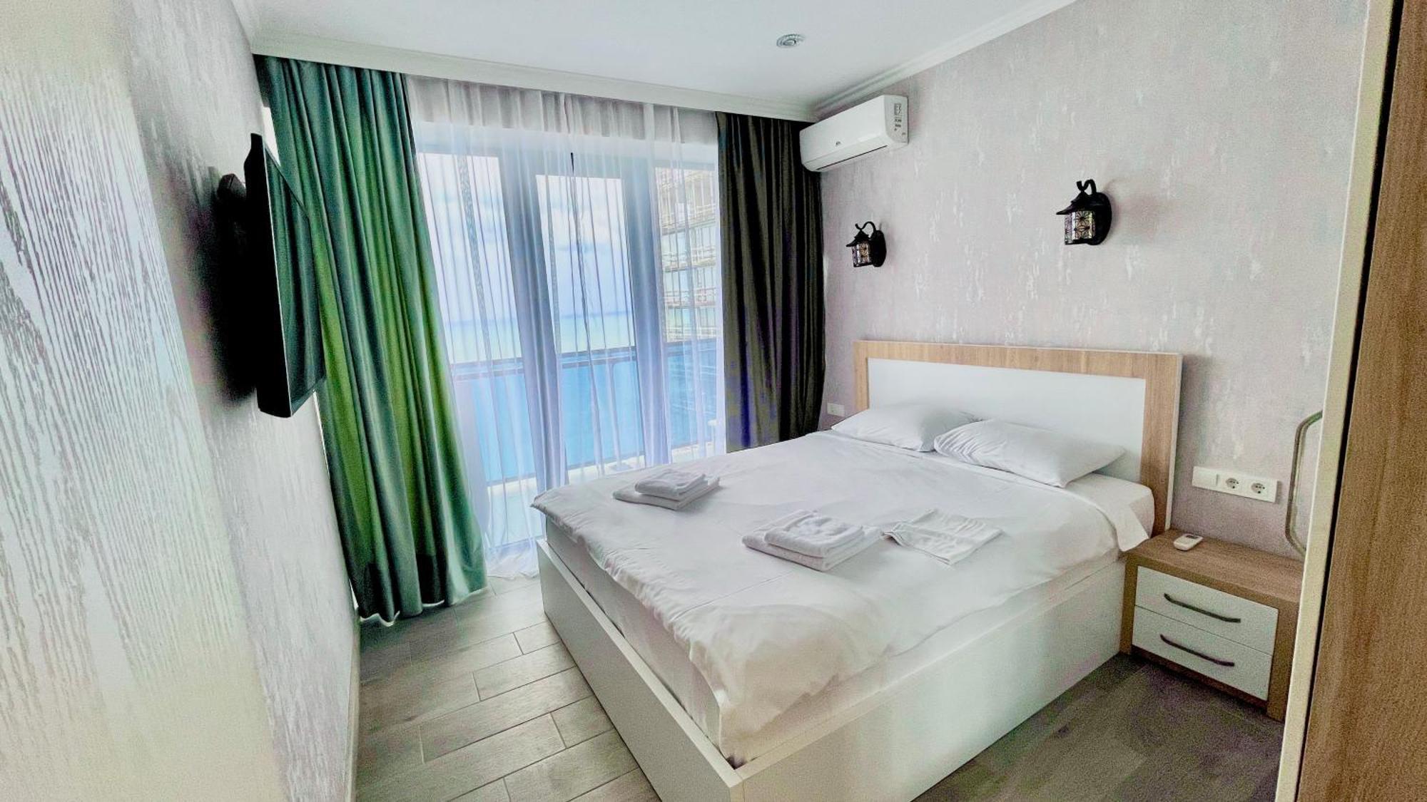 Marvella Hotel Orbi Beach Tower Batumi Zewnętrze zdjęcie
