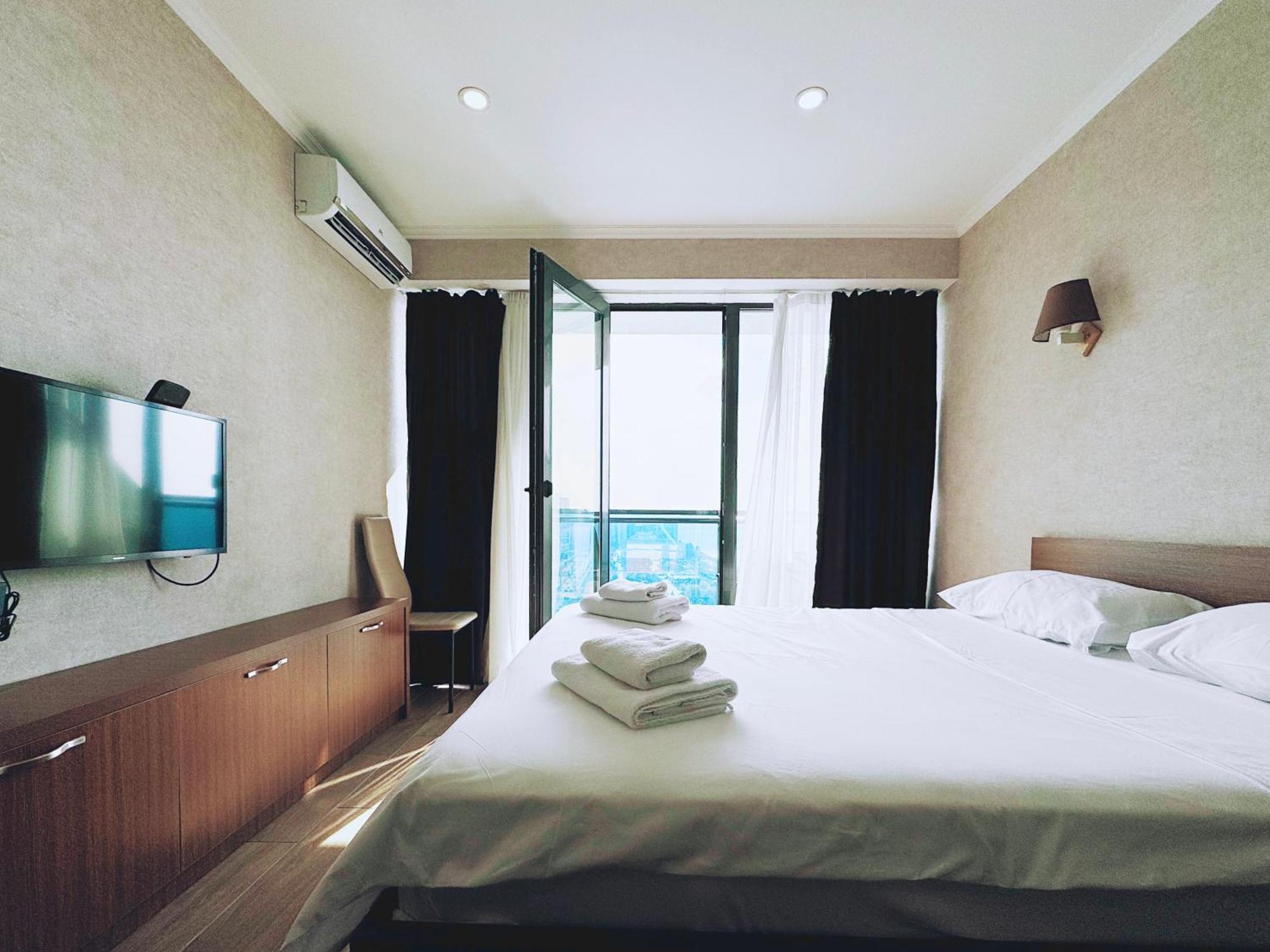 Marvella Hotel Orbi Beach Tower Batumi Zewnętrze zdjęcie